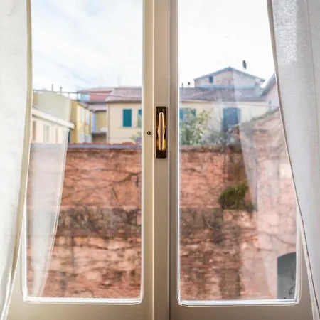 Apartment Santo Stefano Casa Vittoria *