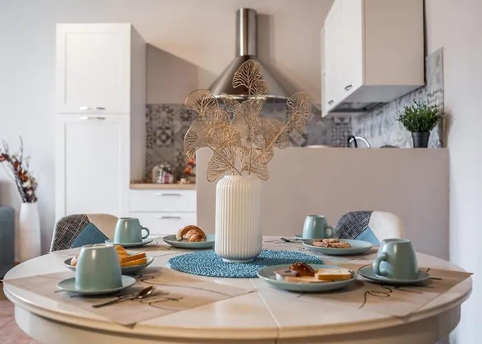 Santo Stefano Casa Vittoria * Bologna