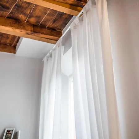 Santo Stefano Casa Vittoria 아파트