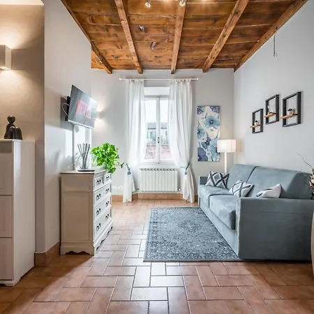 Santo Stefano Casa Vittoria 아파트